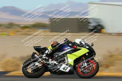 media/Feb-07-2025-CVMA Friday Practice (Fri) [[7034960ba2]]/3-Racer 3-NRS/Session 4 (Turn 16)/